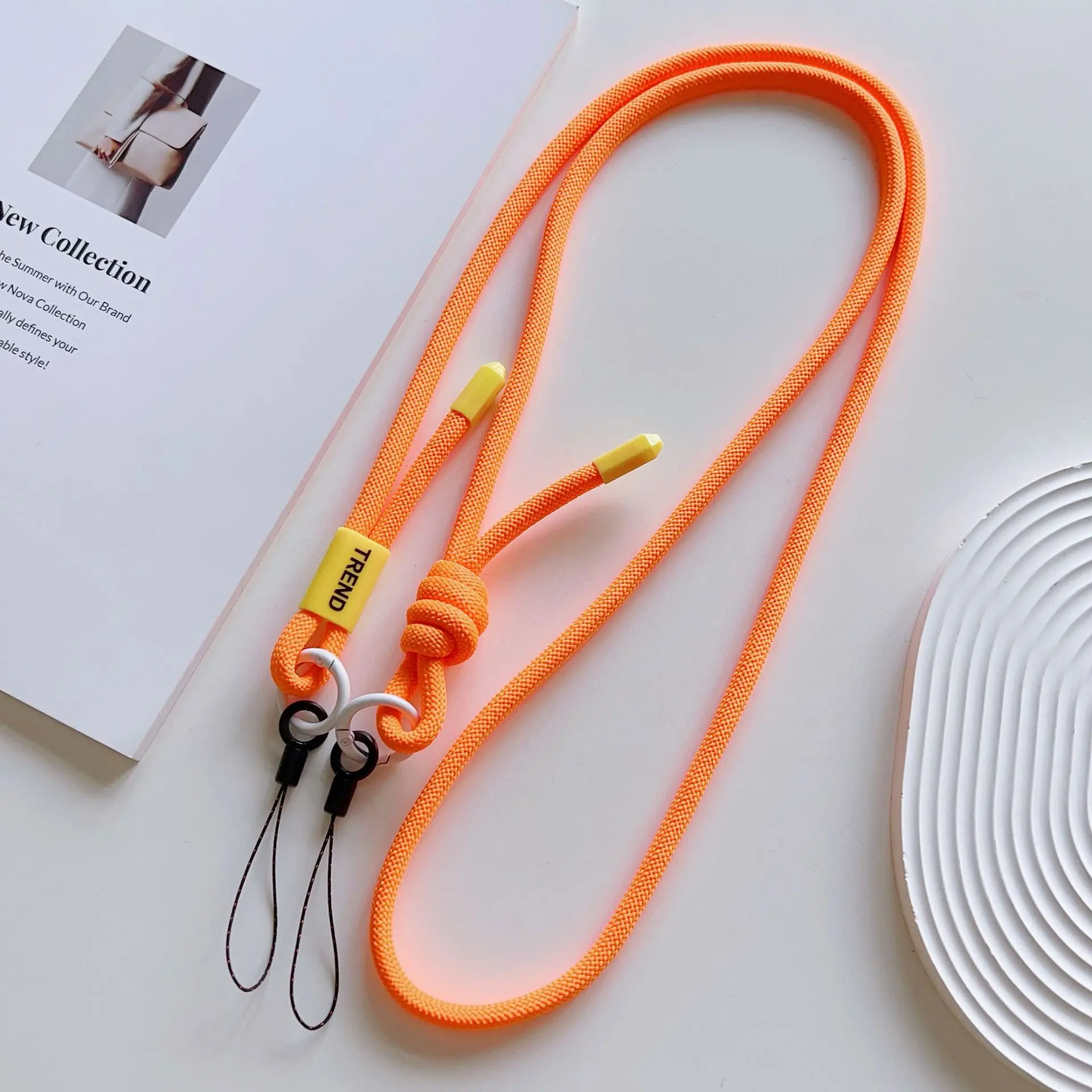 قابل للتعديل العالمي الهاتف ال - مراجعة Crossbody Lanyard Neck Strap Case وسعره